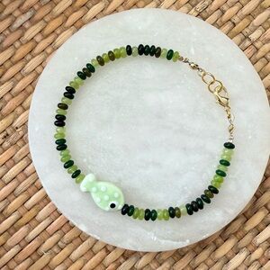 Green Glass Beaded Fish Charm Bracelet